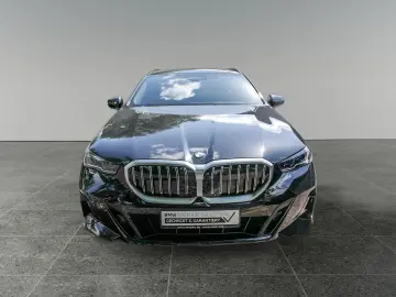 520 d xDrive Tour. M Sport  ACC  AHK  Pano  H K