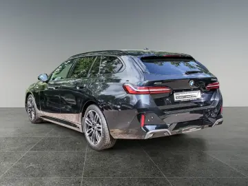 520 d xDrive Tour. M Sport  ACC  AHK  Pano  H K