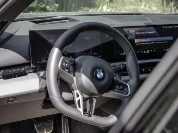 520 d xDrive Tour. M Sport  ACC  AHK  Pano  H K