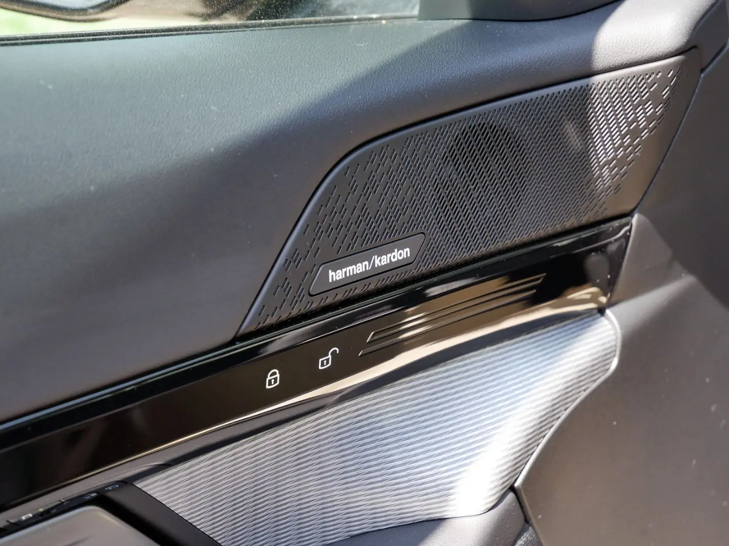 520 d xDrive Tour. M Sport  ACC  AHK  Pano  H K