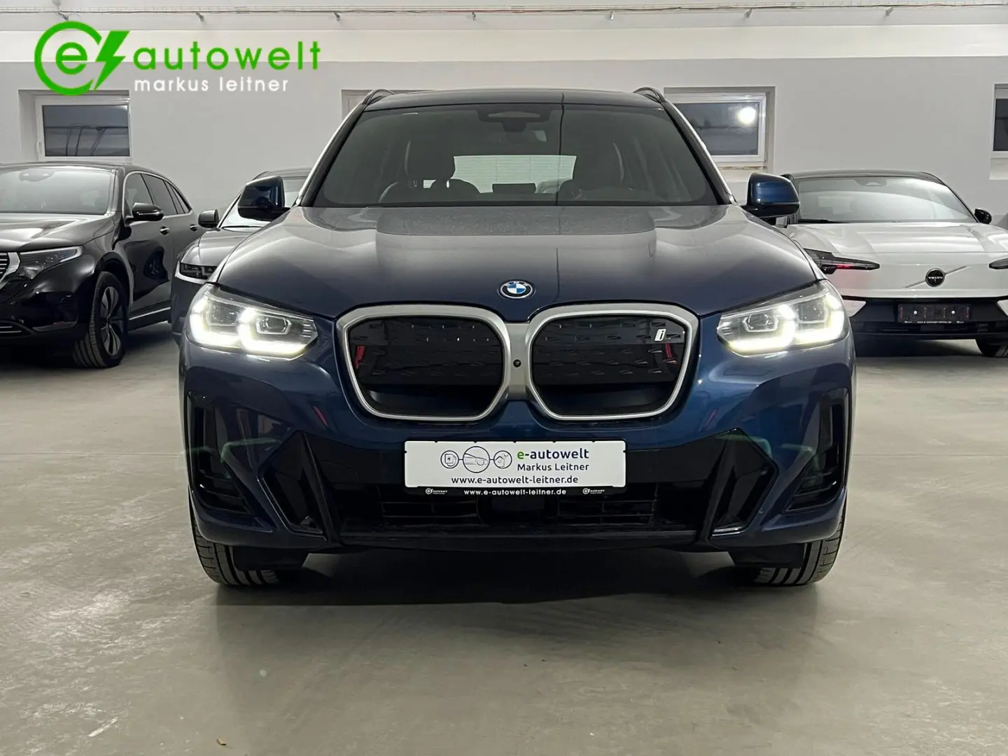 iX3 Impressive M Sport HeadUp h k 360  AHK