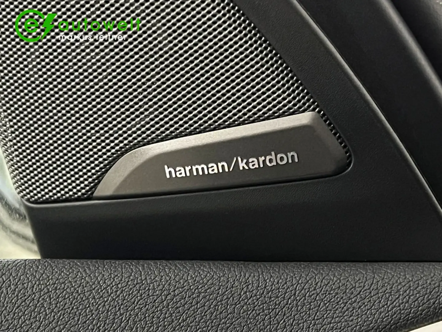 iX3 Impressive M Sport HeadUp h k 360  AHK