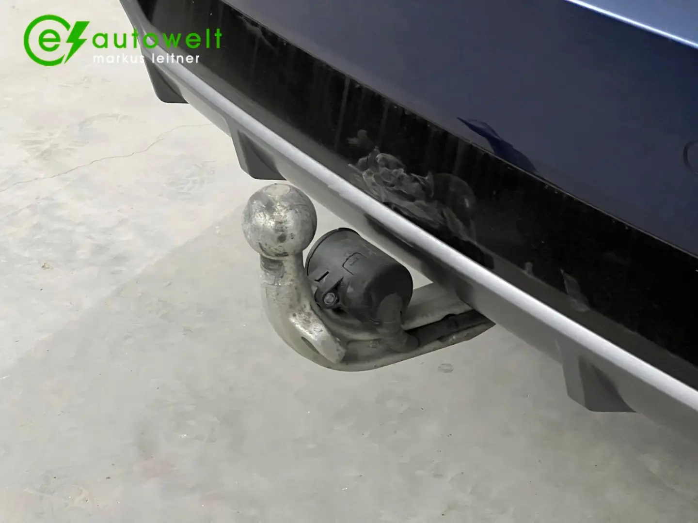 iX3 Impressive M Sport HeadUp h k 360  AHK