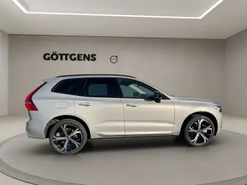 XC60 T8 AWD Ultra Dark LUFT AHK MASSAGE 21LM