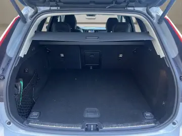 XC60 B4 Plus Dark AHK LED NAVI ACC 19LM KAMERA