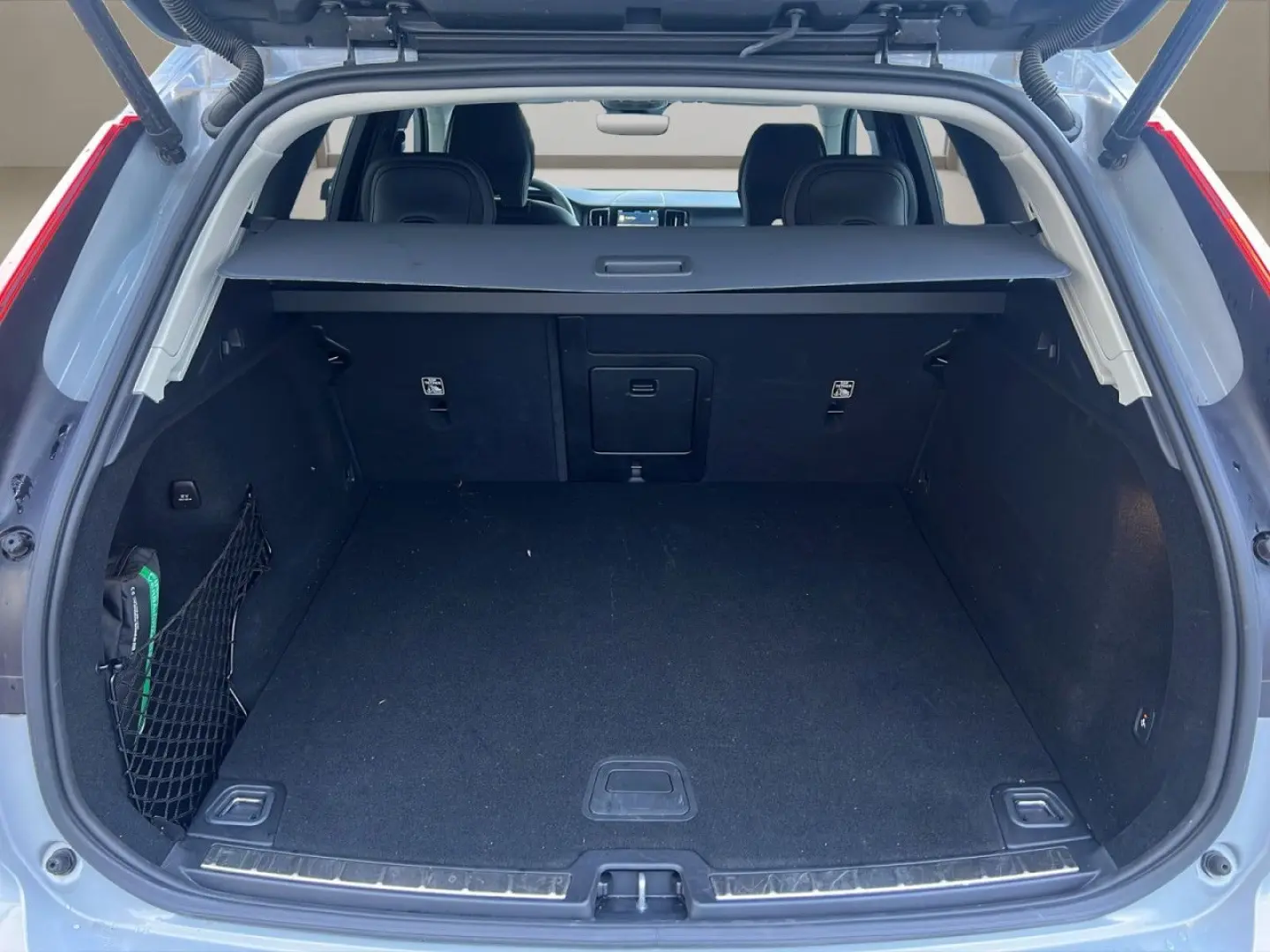 XC60 B4 Plus Dark AHK LED NAVI ACC 19LM KAMERA