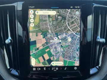 XC60 B4 Plus Dark AHK LED NAVI ACC 19LM KAMERA