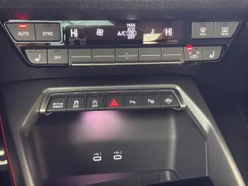 S3 Sportback TFSI Q LEDER NAVI eSITZE eKLAPPE