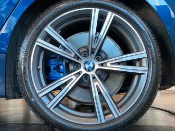 M340i xDr CockpitProf Shadow Laser Leder HUD H&K