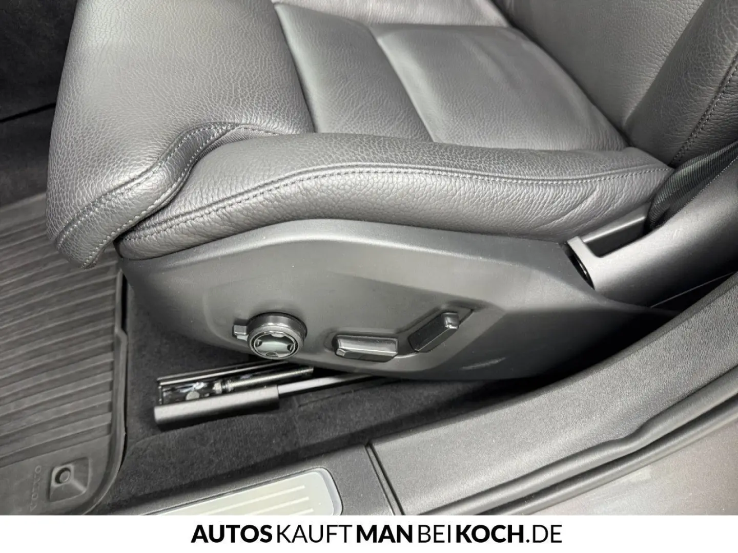 V90 T6 AWD Plug-In Plus Dark BLIS H K 360  AHK