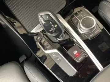 X3 xDr 20d M-Sport LC  DA HUD AHK LED