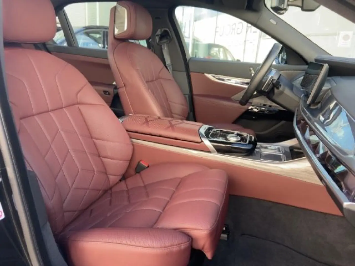 740 d xDrive M-Sport 22'' Pano-Sky Iconic St.Hzg