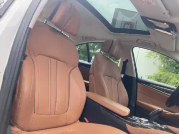 520 i A Limousine Luxury HUD Navi Leder Memory L