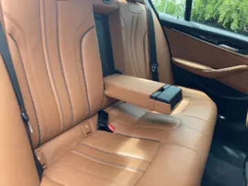 520 i A Limousine Luxury HUD Navi Leder Memory L