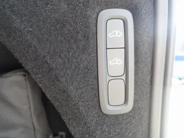 VOLVO XC90 T8 Ultra Dark AWD Massage 360  B&W