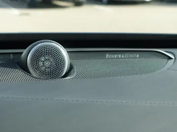 VOLVO XC90 T8 Ultra Dark AWD Massage 360  B&W