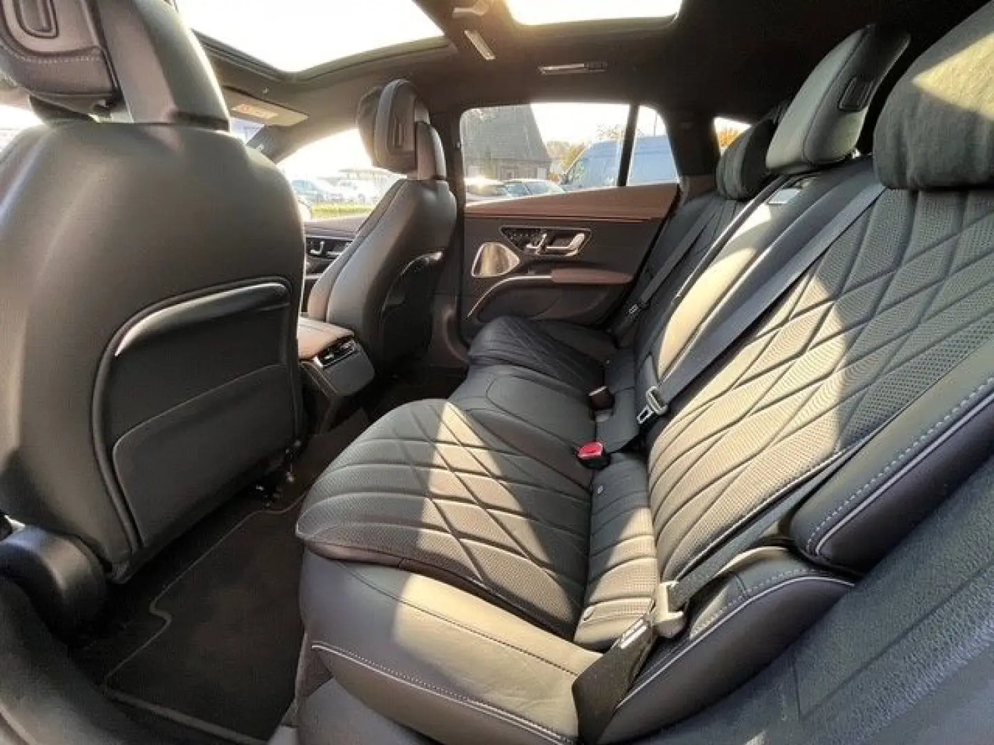 EQS 450 4M MY2025 Pano Massage Sitzklima Leder