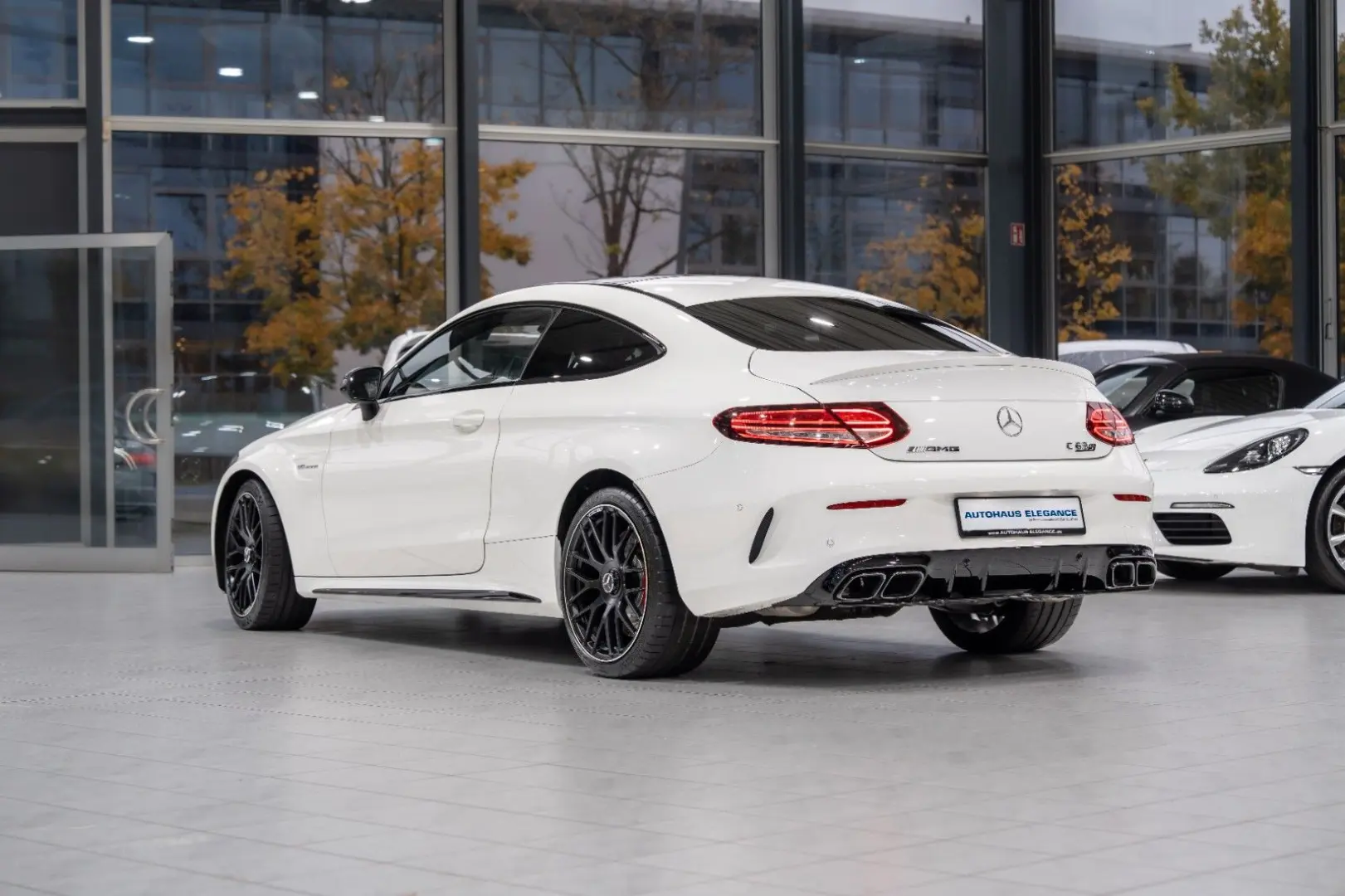 C 63 S AMG Coupe SPORTABGAS DRIVER`S NIGHT PANO