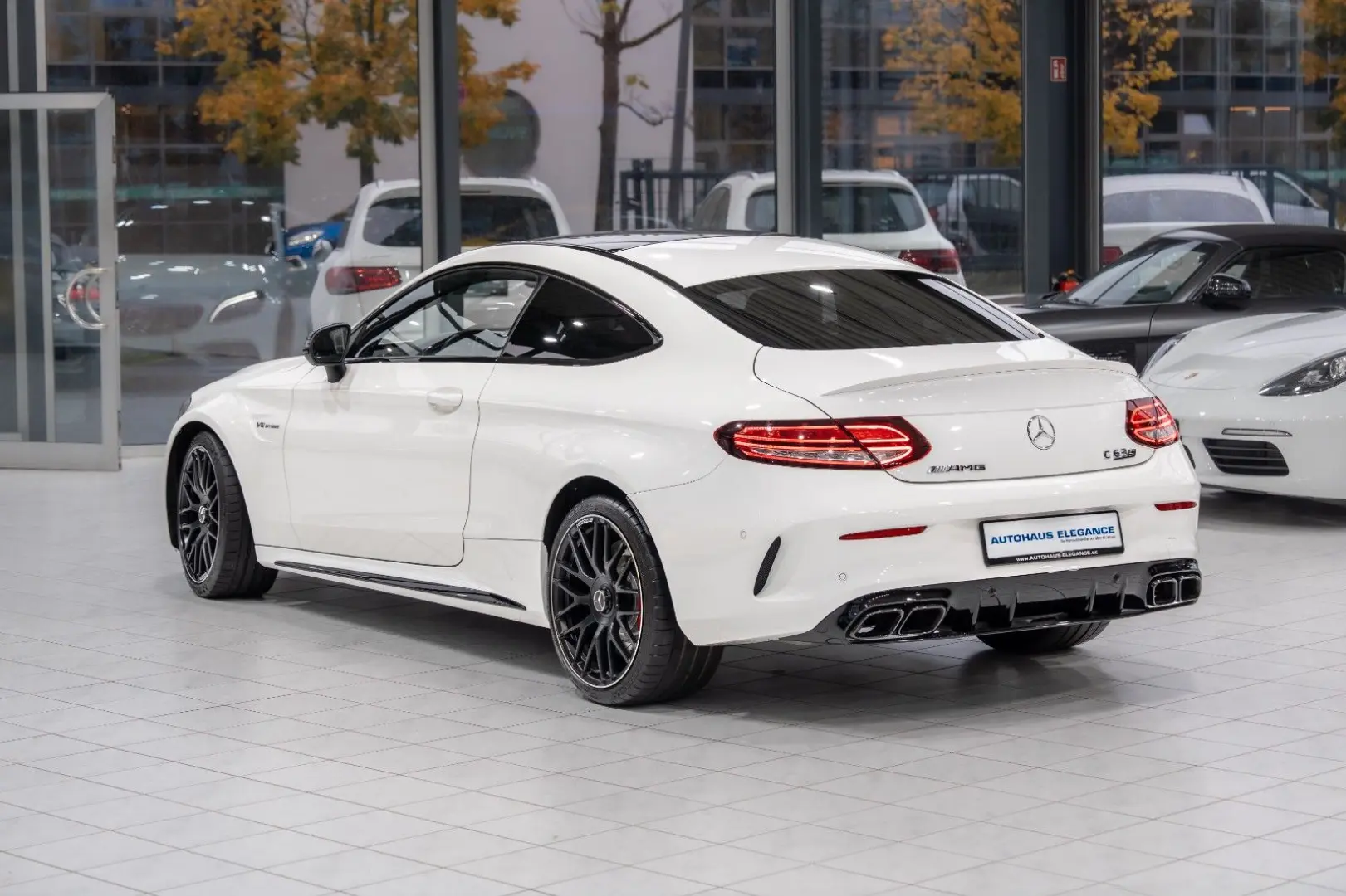 C 63 S AMG Coupe SPORTABGAS DRIVER`S NIGHT PANO