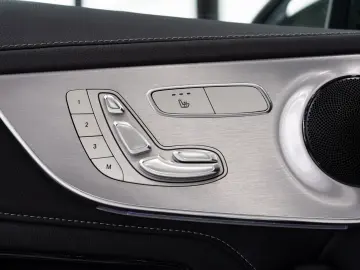 C 63 S AMG Coupe SPORTABGAS DRIVER`S NIGHT PANO