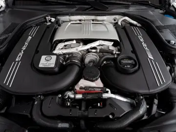 C 63 S AMG Coupe SPORTABGAS DRIVER`S NIGHT PANO