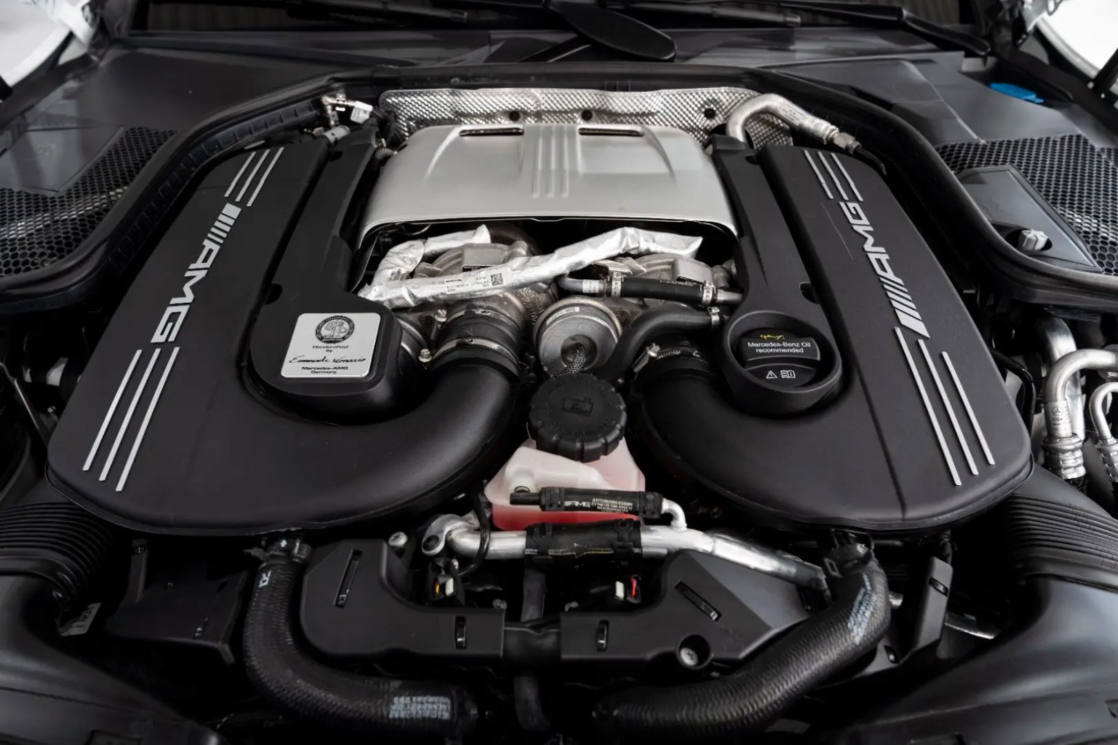 C 63 S AMG Coupe SPORTABGAS DRIVER`S NIGHT PANO