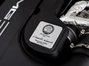 C 63 S AMG Coupe SPORTABGAS DRIVER`S NIGHT PANO