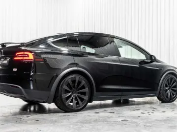 Model X Plaid AWD 1020HP Yoke 6 Seats Autopilot