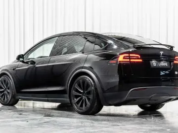 Model X Plaid AWD 1020HP Yoke 6 Seats Autopilot