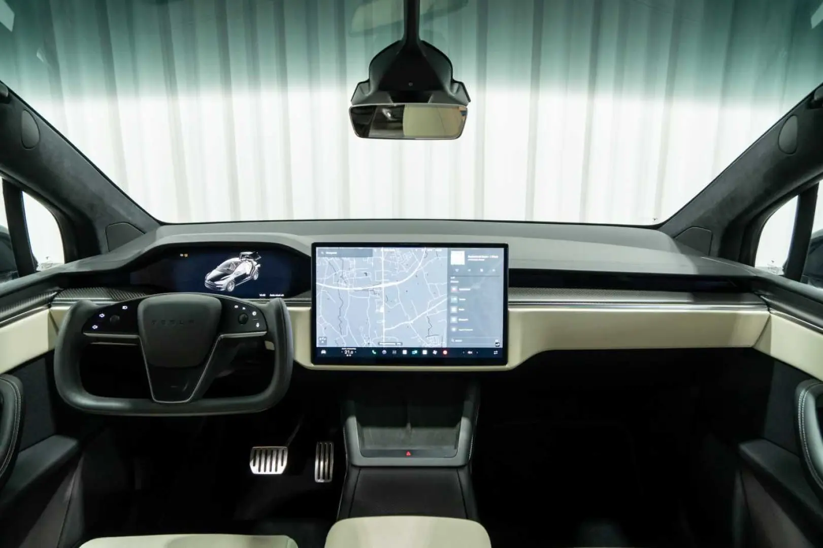 Model X Plaid AWD 1020HP Yoke 6 Seats Autopilot