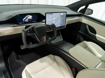 Model X Plaid AWD 1020HP Yoke 6 Seats Autopilot