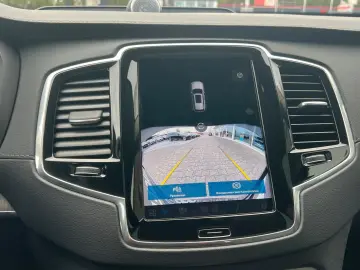 VOLVO XC90 T8 Ultra Bright LUFT PANO MASSAGE