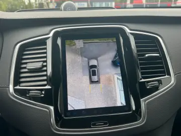 VOLVO XC90 T8 Ultra Bright LUFT PANO MASSAGE