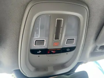 VOLVO XC90 T8 Ultra Bright LUFT PANO MASSAGE