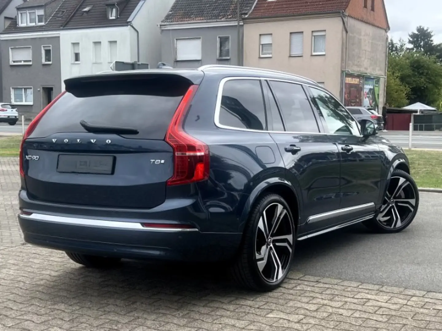 VOLVO XC90 T8 Ultra Bright LUFT PANO MASSAGE