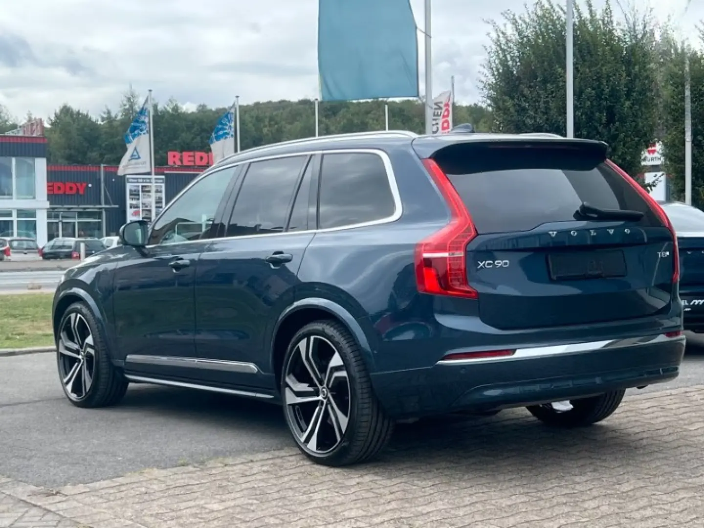 VOLVO XC90 T8 Ultra Bright LUFT PANO MASSAGE