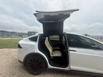Model X Plaid FSD 6-seat 22