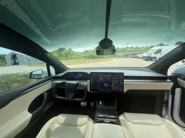 Model X Plaid FSD 6-seat 22