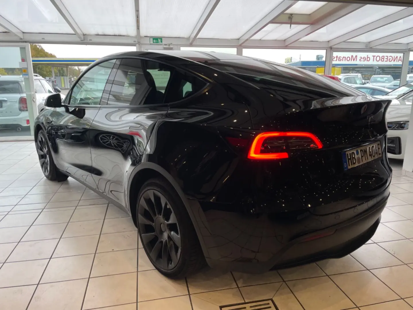 Model Y Basis RWD Garantie 1.Hand