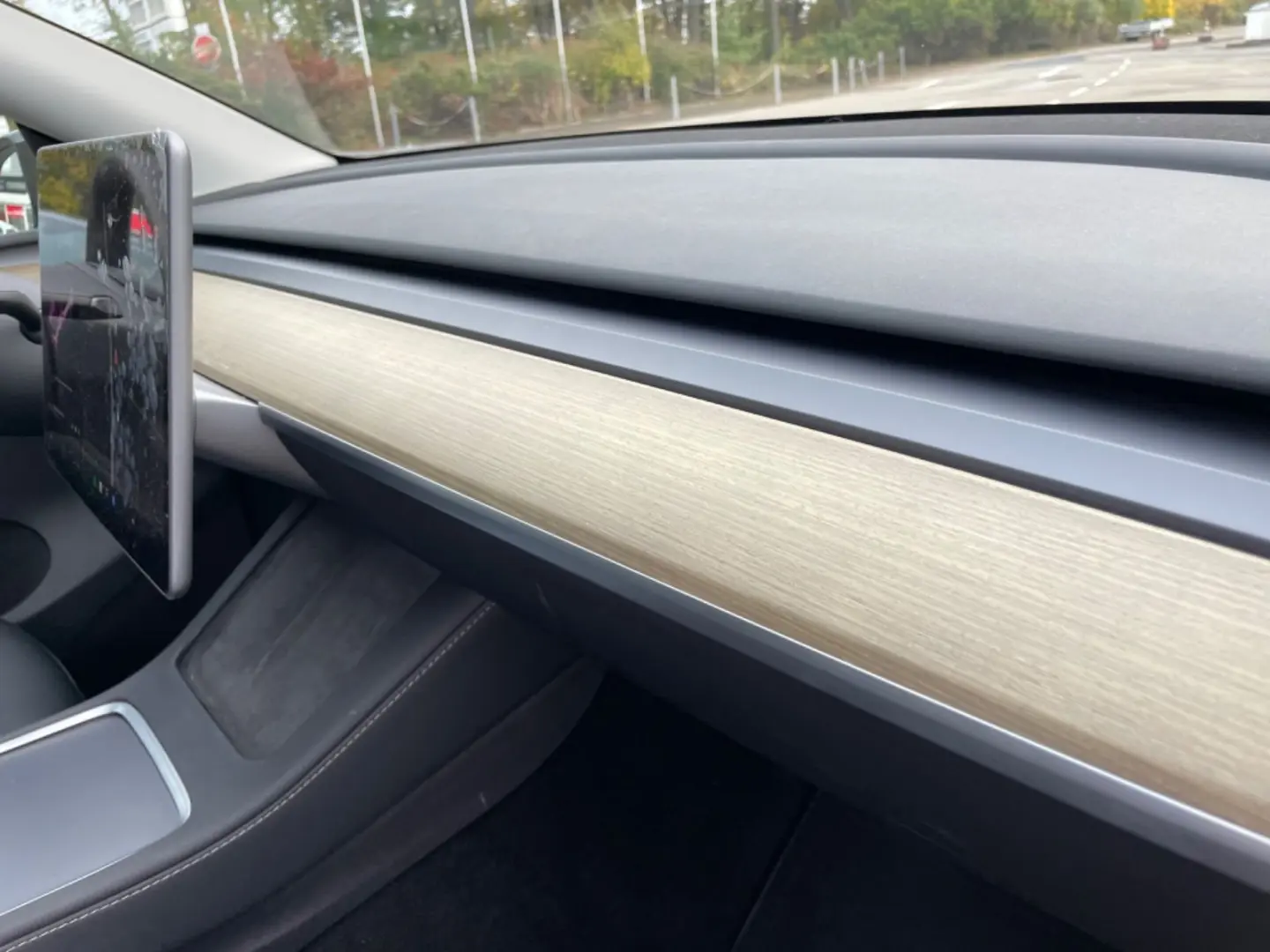 Model Y Basis RWD Garantie 1.Hand