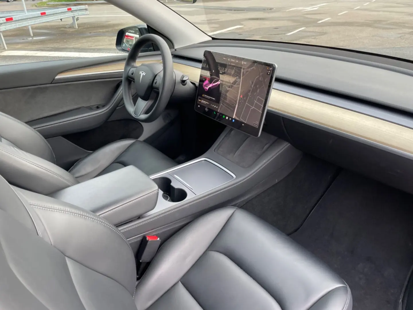 Model Y Basis RWD Garantie 1.Hand