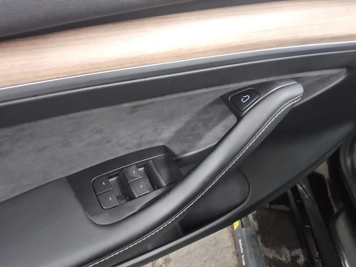 Model 3 RWD Navi Pano Leder RFK