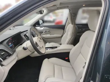 VOLVO XC90 T8 AWD Plug-In-Hybrid Ultra Dark M 360