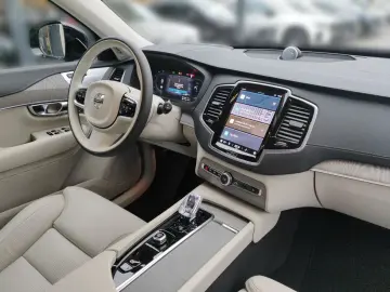 VOLVO XC90 T8 AWD Plug-In-Hybrid Ultra Dark M 360