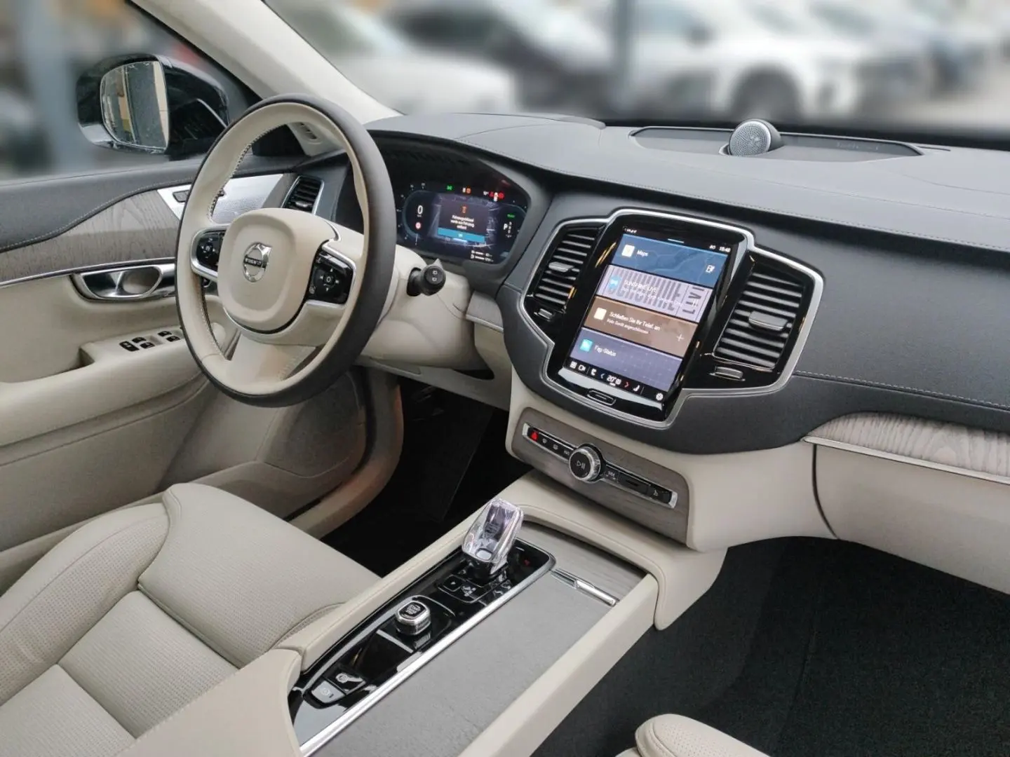 VOLVO XC90 T8 AWD Plug-In-Hybrid Ultra Dark M 360