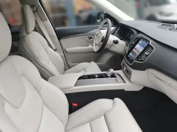 VOLVO XC90 T8 AWD Plug-In-Hybrid Ultra Dark M 360