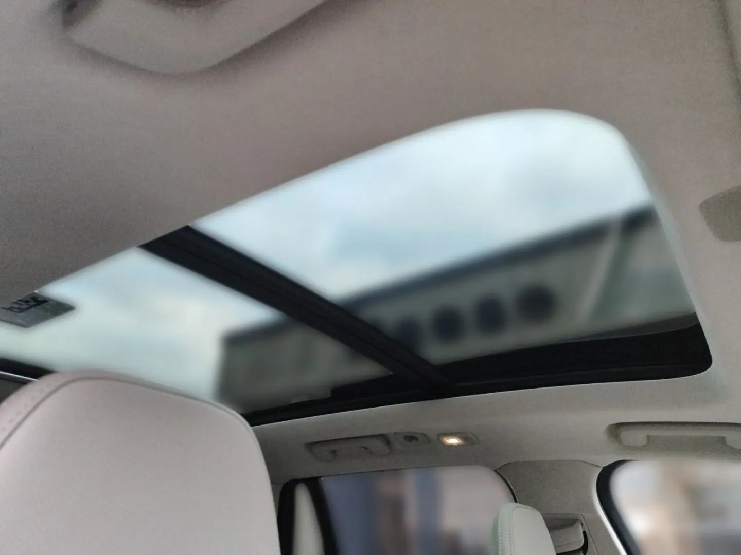 VOLVO XC90 T8 AWD Plug-In-Hybrid Ultra Dark M 360