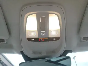 VOLVO XC90 T8 AWD Plug-In-Hybrid Ultra Dark M 360