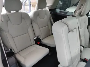 VOLVO XC90 T8 AWD Plug-In-Hybrid Ultra Dark M 360