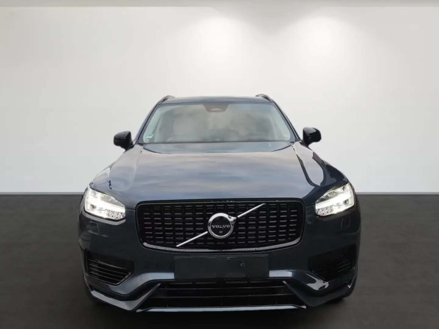 VOLVO XC90 T8 AWD Plug-In-Hybrid Ultra Dark M 360